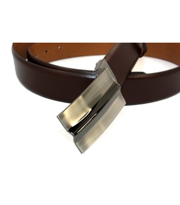 Brązowy pasek marki Orsatti z zabudowaną klamrą